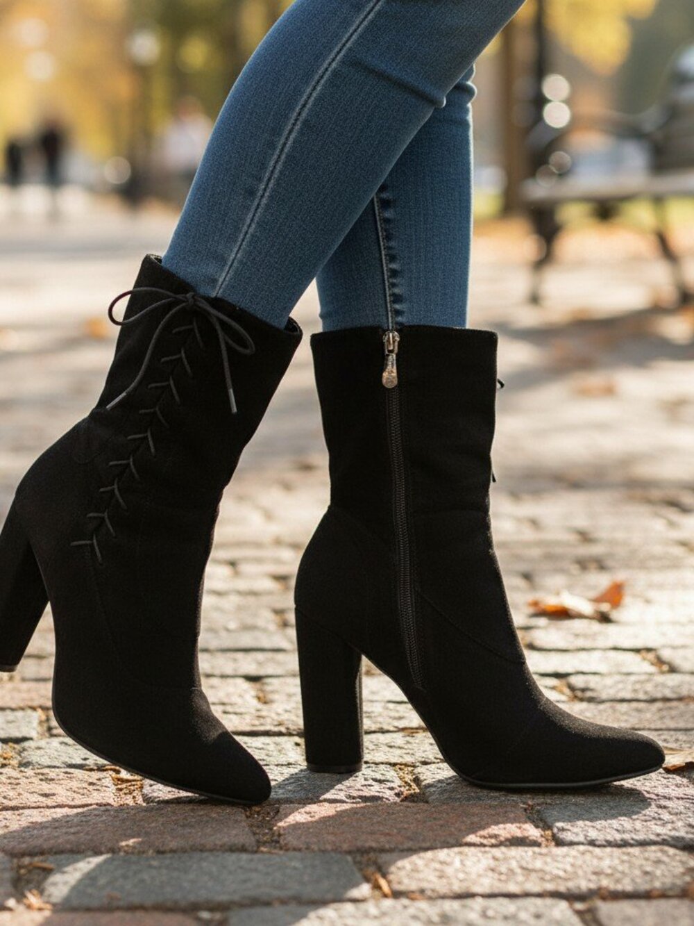 Cape Robbin Side Lace-up Round Heel Boots